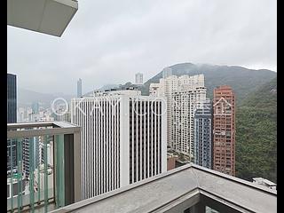 Wan Chai - The Avenue Phase 2 05