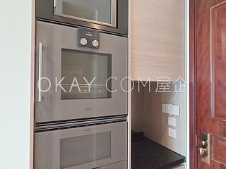 Wan Chai - The Avenue Phase 2 08