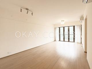 Shau Kei Wan - Island Garden 02