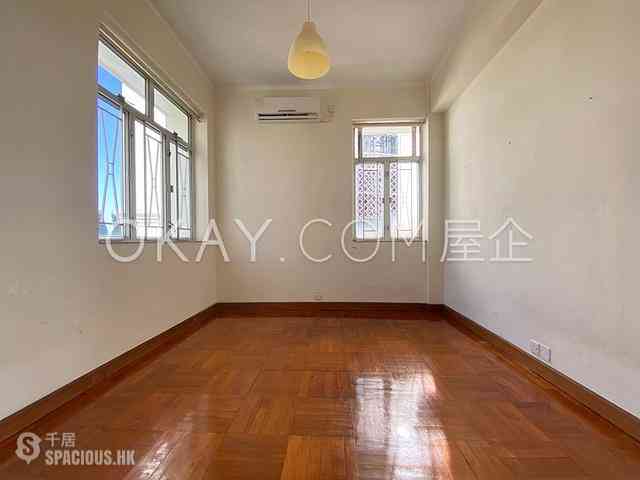 Chung Hom Kok - 8-14, Cape Road 06