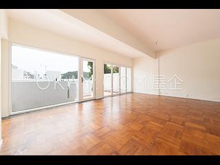 Chung Hom Kok - Jadebeach Villa 02