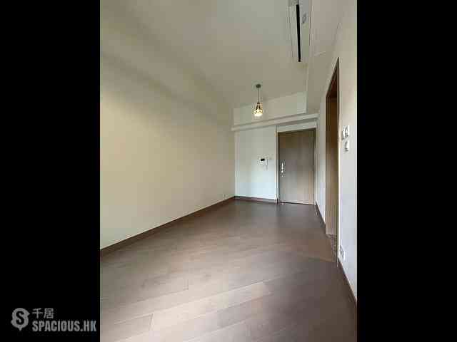 Lohas Park - Lohas Park Phase 4B Wings At Sea Ii Block 5A 03