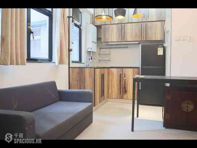 Wan Chai - Yen Men Building 01