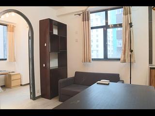 Wan Chai - Yen Men Building 04