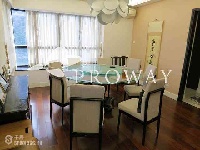 Mid Levels Central - Elegant Terrace 04