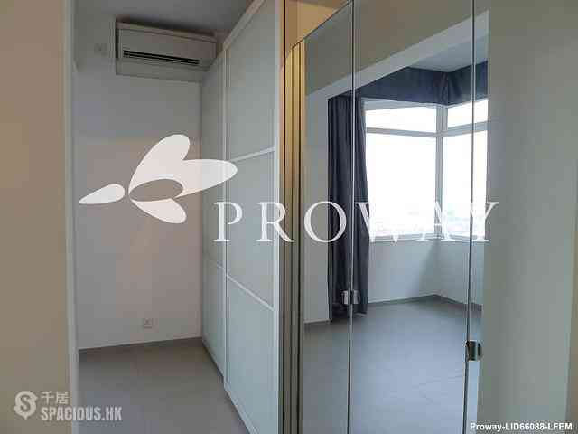 Causeway Bay - Hoi Deen Court 06