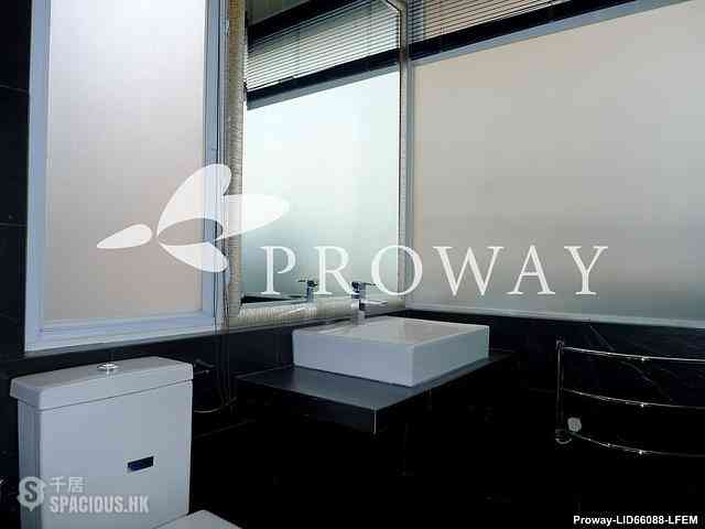 Causeway Bay - Hoi Deen Court 07
