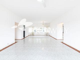 Pok Fu Lam - Bisney Villas 04