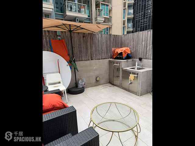 Wan Chai - Fu Yuen Building 01