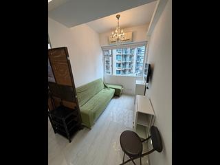 Wan Chai - Fu Yuen Building 07