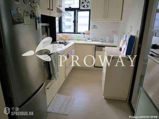 Mid Levels Central - Elegant Terrace 11