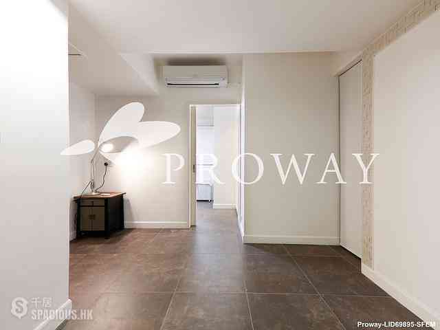 Causeway Bay - Kingston Building 06