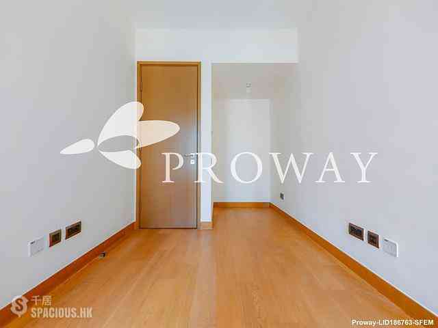 Sai Ying Pun - The Nova 06