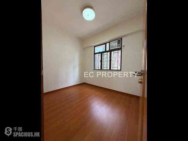 Sai Ying Pun - Wealth Building 04
