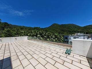 Sai Kung - Robina 19