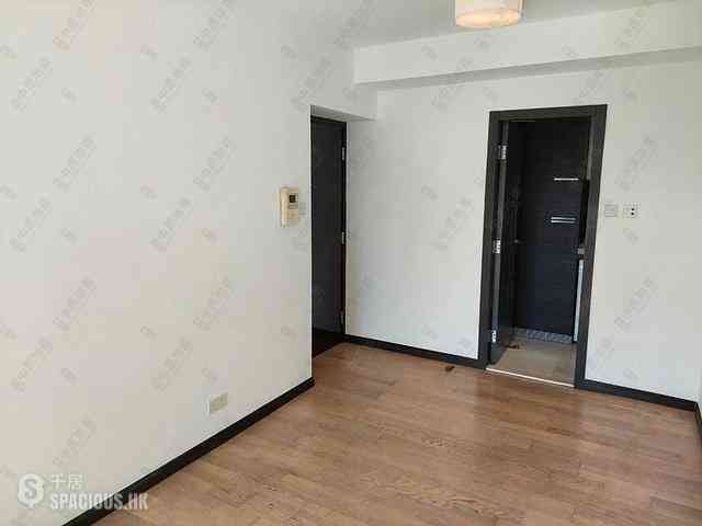 Sai Ying Pun - Centre Place 31