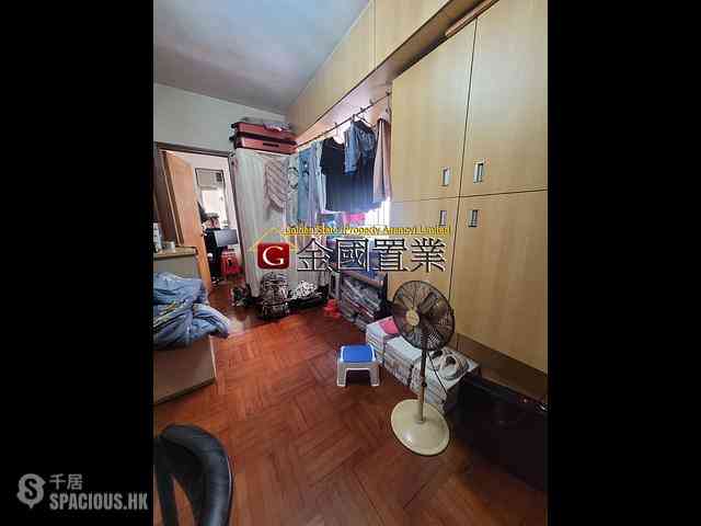 Mong Kok - Hung Kwong Building 06