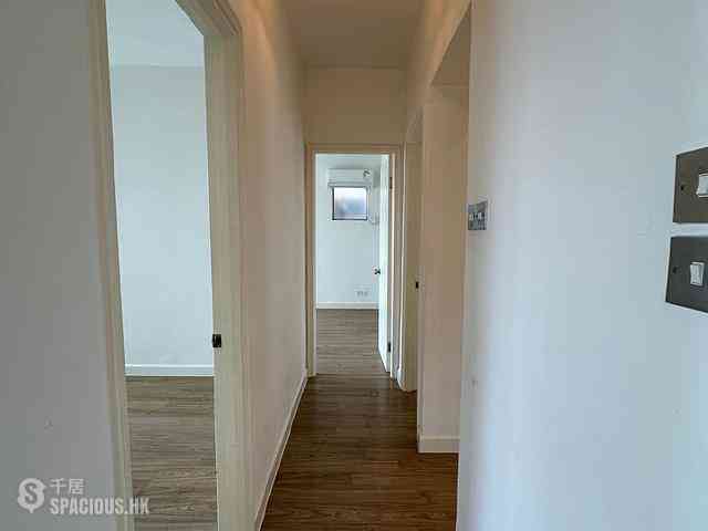 Mid Levels West - Dragonview Court 03