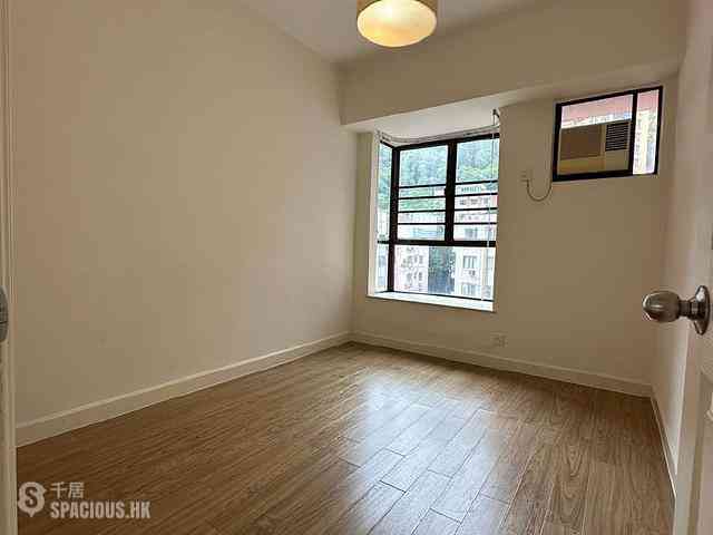 Mid Levels West - Dragonview Court 07