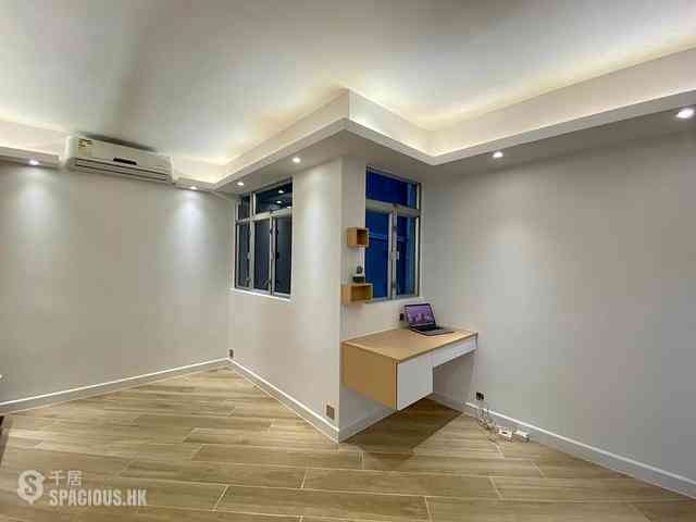 Mid Levels Central - Jadestone Court 03