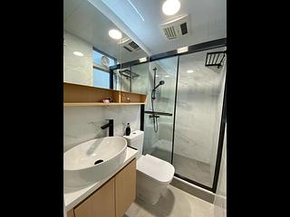 Mid Levels Central - Jadestone Court 06
