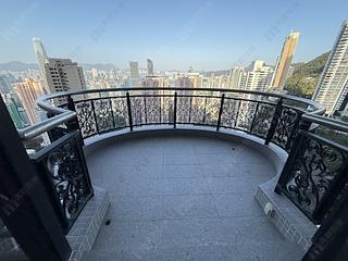 Mid Levels Central - Clovelly Court 03