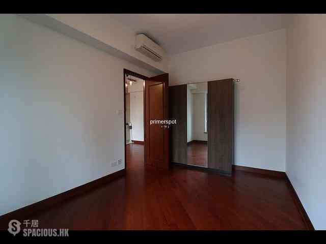 Wan Chai - The Avenue Phase 1 04