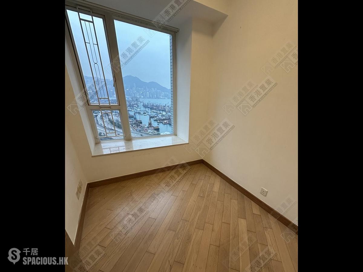 Tai Kok Tsui - The Long Beach Tower 2 01
