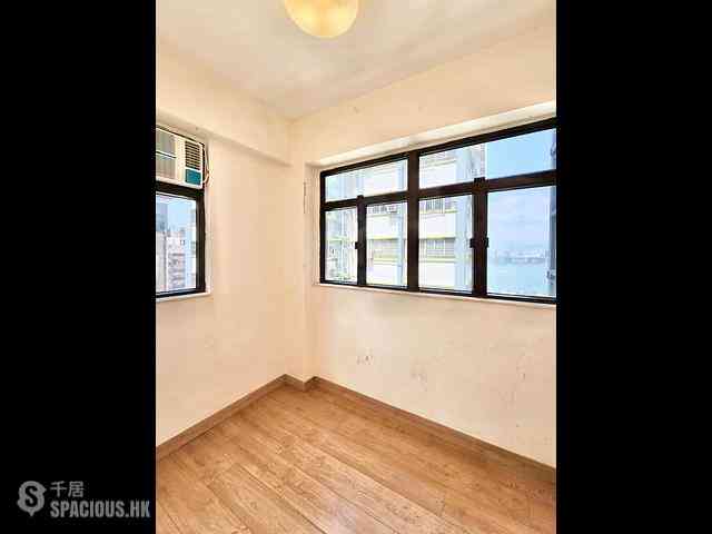 Causeway Bay - Chee On Building 05