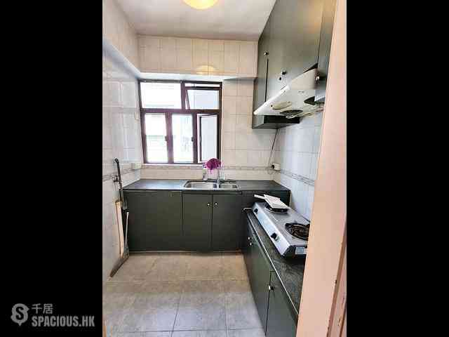 Causeway Bay - Chee On Building 06