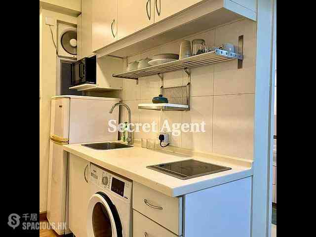 Sheung Wan - 185, Wing Lok Street 03