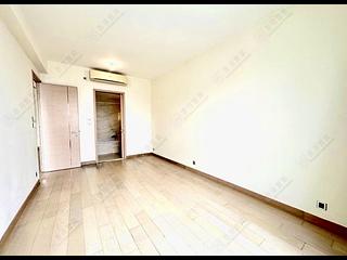 Wong Chuk Hang - Marinella 12