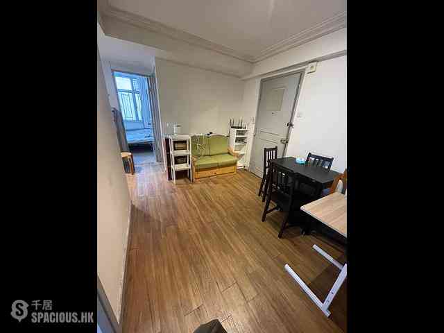 Sai Ying Pun - Fook Moon Building 01