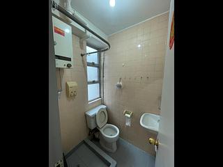 Sai Ying Pun - Fook Moon Building 07