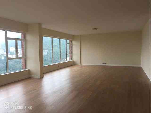 Stubbs Road - Leon Court 02