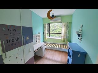 Tai Hang - Ronsdale Garden 06