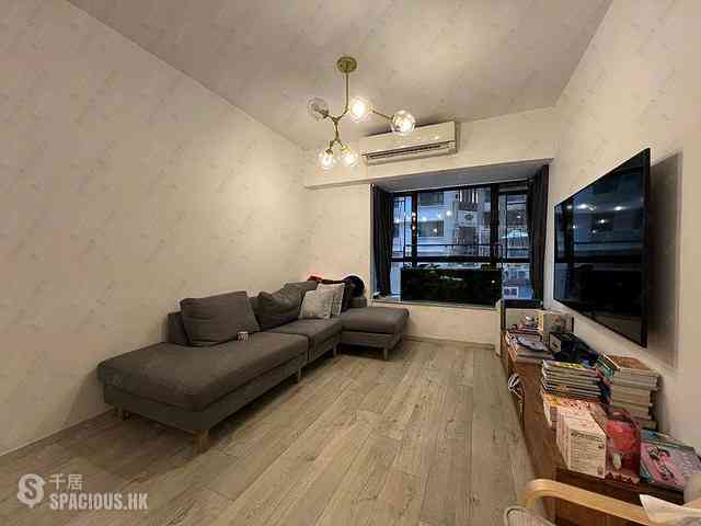 Mid Levels Central - The Grand Panorama 01