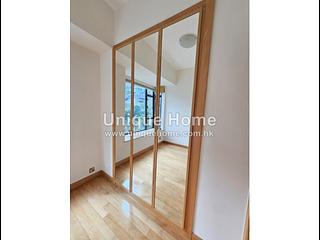 Mid Levels Central - Fairlane Tower 09