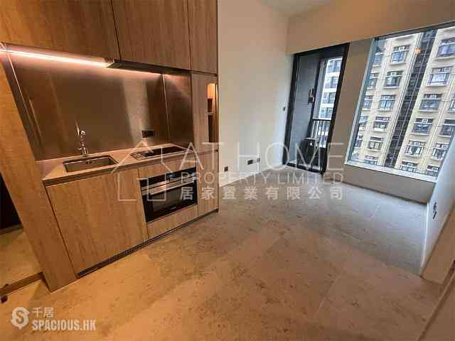 Sai Ying Pun - Bohemian House 01