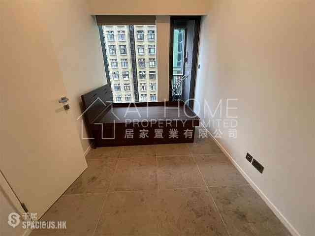 Sai Ying Pun - Bohemian House 03