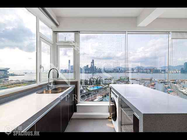 Causeway Bay - Hoi Deen Court 01