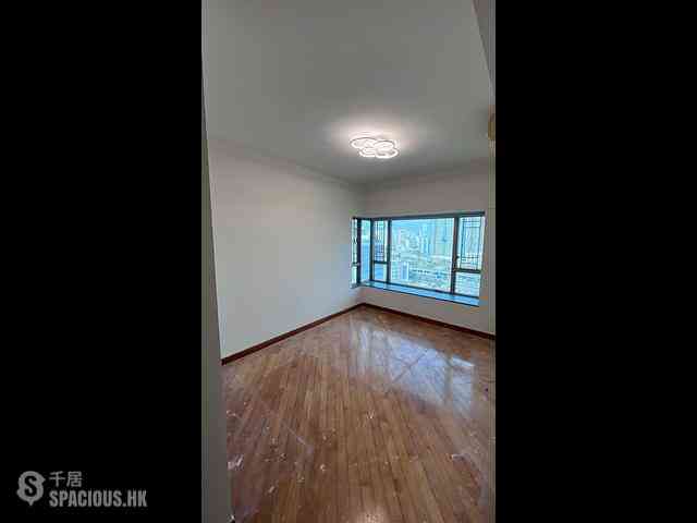 West Kowloon - Sorrento Phase 2 Block 1 04
