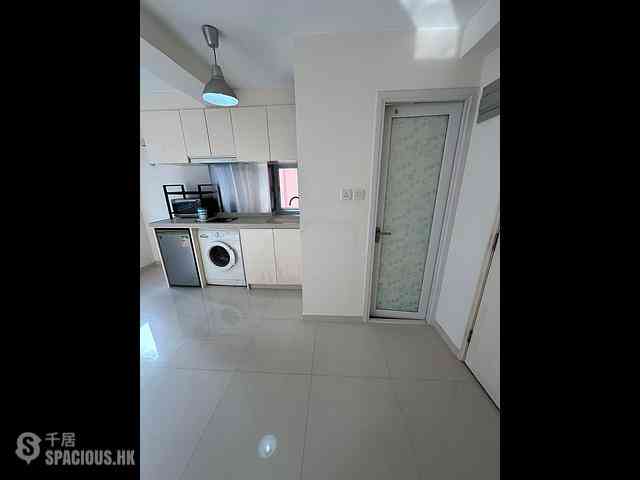 Sheung Wan - Wah Koon Building 07