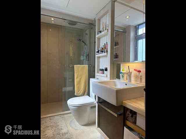 Mong Kok - MacPherson Place 03
