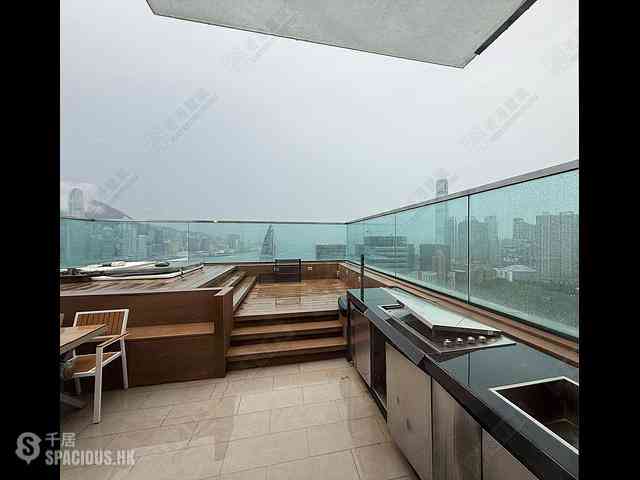 Tsim Sha Tsui - Harbour Pinnacle 02