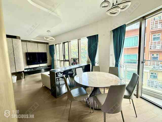 Happy Valley - Regent Hill 01