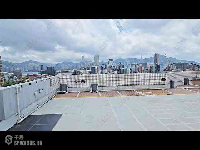 Yau Ma Tei - King's Park Villa 04