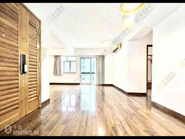 Tai Hang - Sunrise Court 01