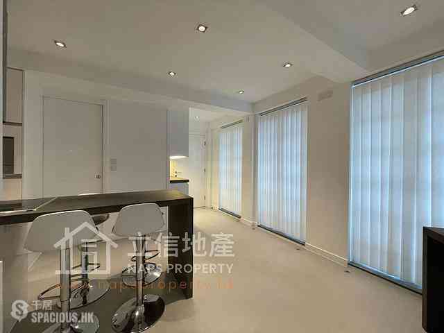 Soho - 40, Elgin Street 03