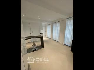 Soho - 40, Elgin Street 04
